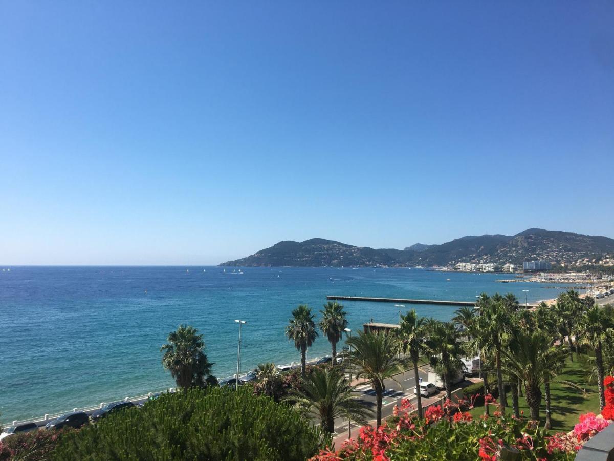 Cannes Terrace Beach Front & Sea View Ngoại thất bức ảnh