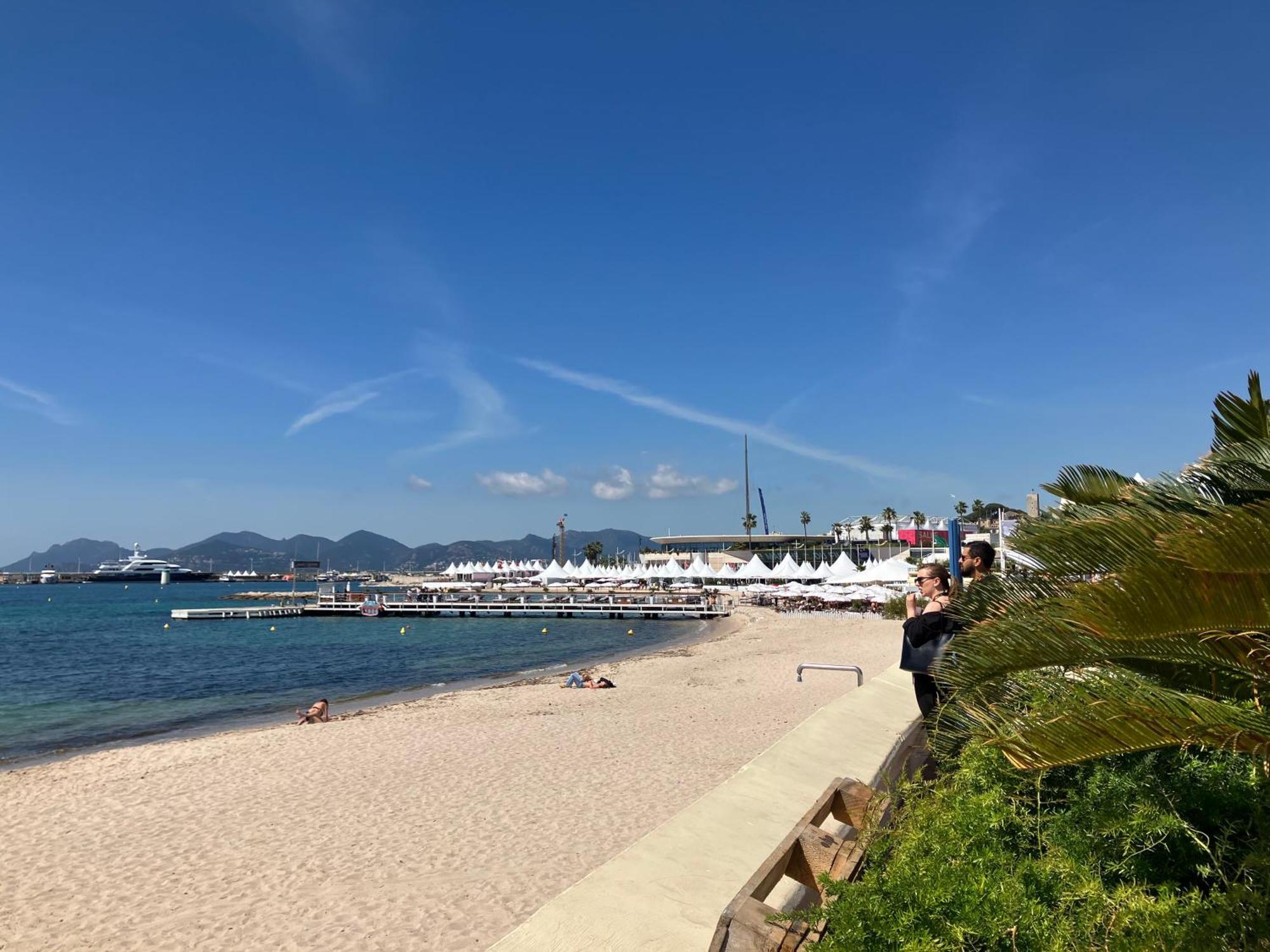 Cannes Terrace Beach Front & Sea View Ngoại thất bức ảnh