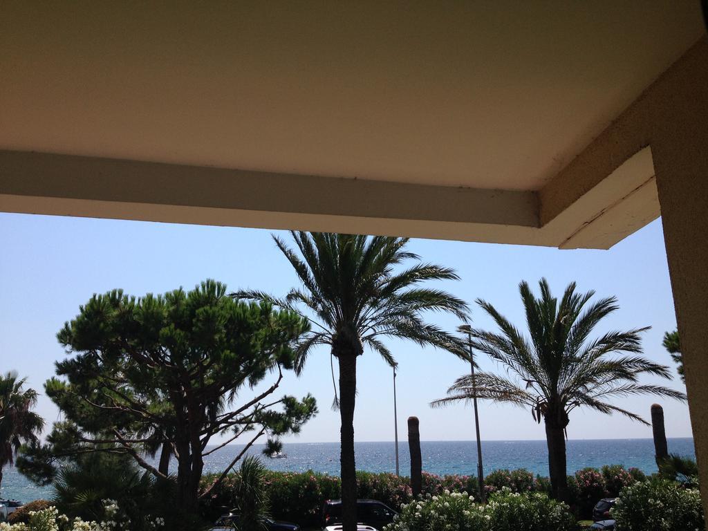 Cannes Terrace Beach Front & Sea View Ngoại thất bức ảnh